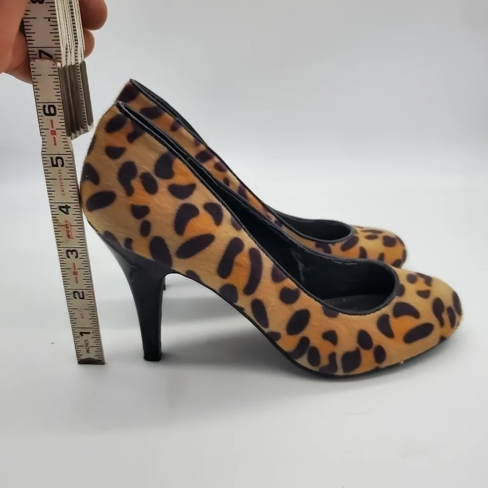 Fergalicious Utopia Leopard Print Faux Fur Pumps Women’s Size 7M Shoes
